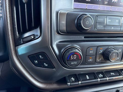 Used 2018 Chevrolet Silverado 1500 LTZ Z71 w/ LTZ Plus Package AWD/4WD image 21