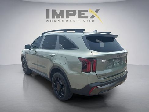 Used 2025 Kia Sorento SX AWD/4WD image 3
