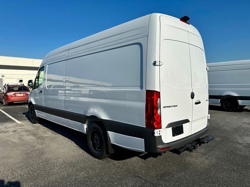 New 2026 Mercedes-Benz Sprinter 2500 image 6