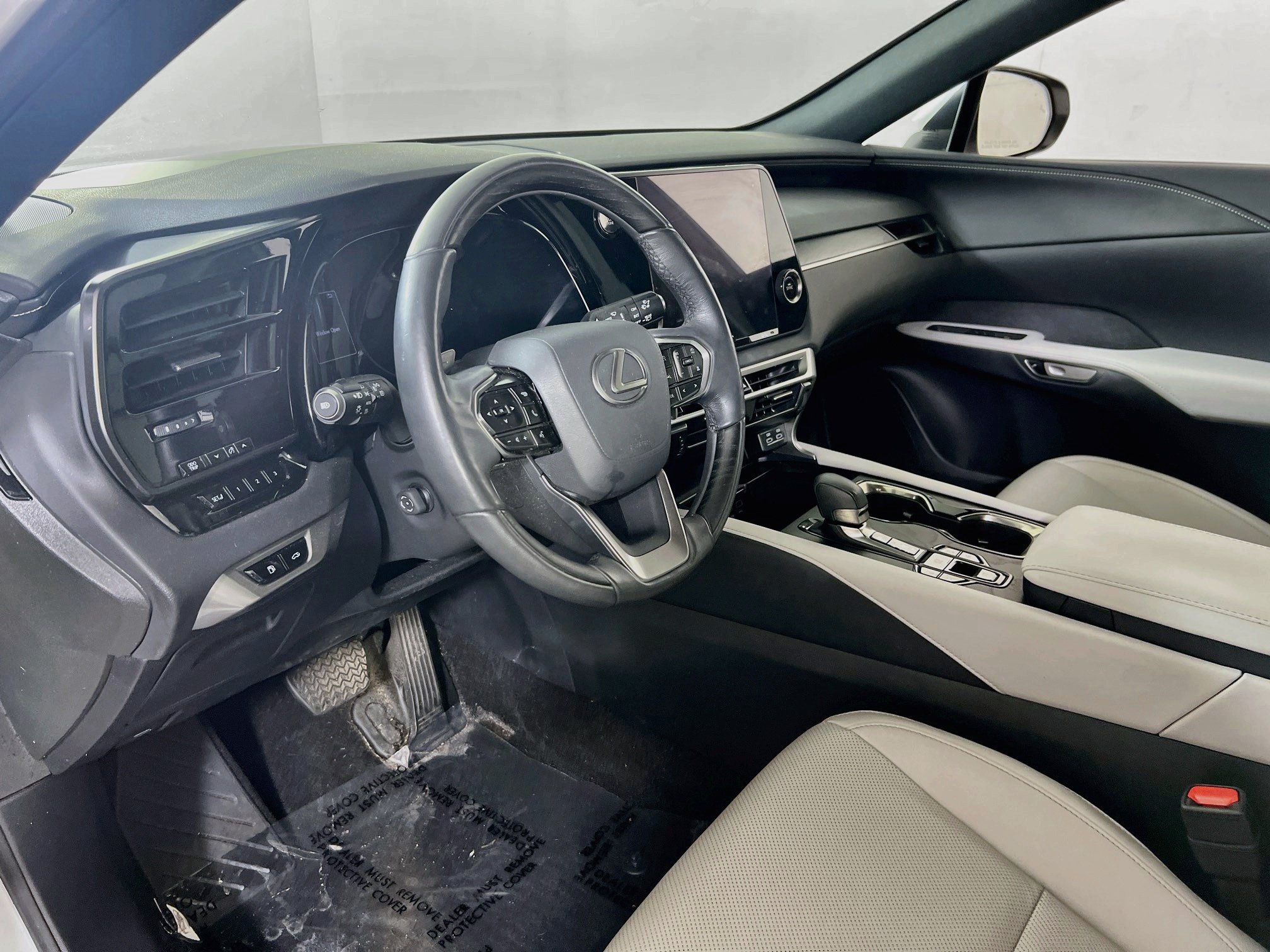 Used 2023 Lexus RX 350 Premium w/ Accessory Package (K3) AWD/4WD image 9