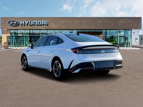 New 2025 Hyundai Sonata SEL image 5