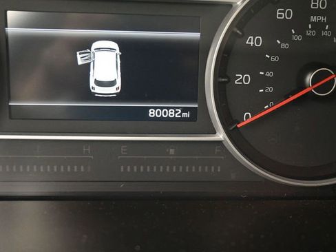 Used 2021 Kia Sorento S image 17