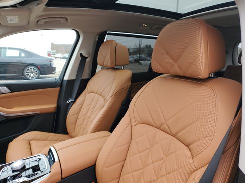 New 2026 BMW X7 xDrive40i w/ Executive Package AWD/4WD image 7