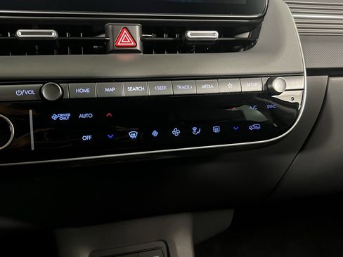 Used 2025 Hyundai Ioniq 5 SEL image 20