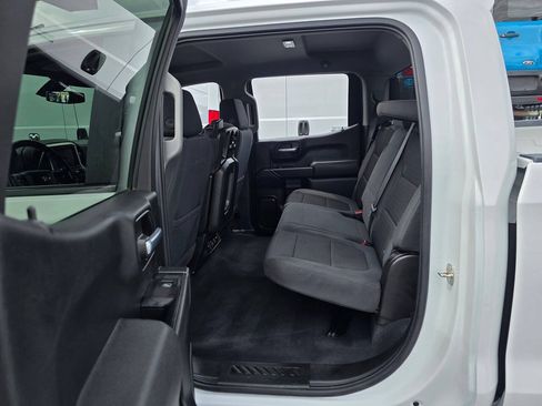 Used 2019 Chevrolet Silverado 1500 LT w/ Convenience Package AWD/4WD image 21