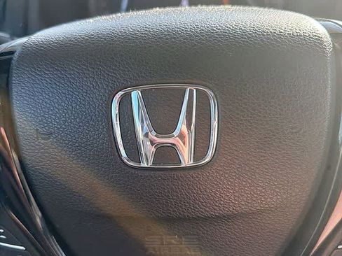 Used 2016 Honda Pilot Elite image 17