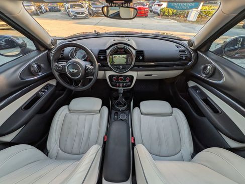 Used 2017 MINI Cooper Clubman S image 9