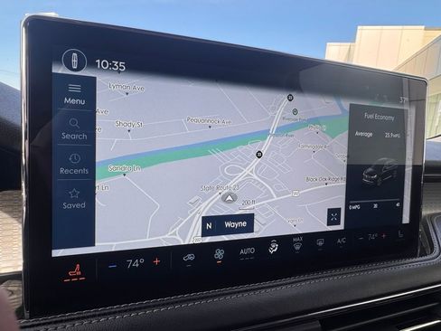 Certified 2024 Lincoln Corsair AWD image 17