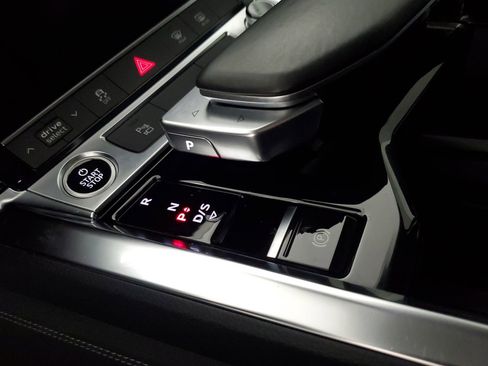 Certified 2021 Audi e-tron Premium w/ Convenience Plus Package image 17