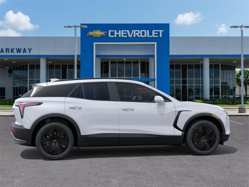 New 2026 Chevrolet Blazer EV LT image 5