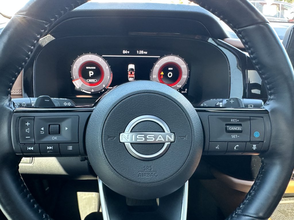 Used 2023 Nissan Pathfinder Platinum AWD/4WD image 27