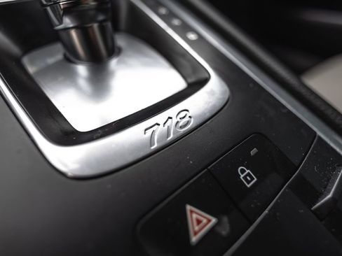 Used 2019 Porsche 718 Cayman RWD image 18