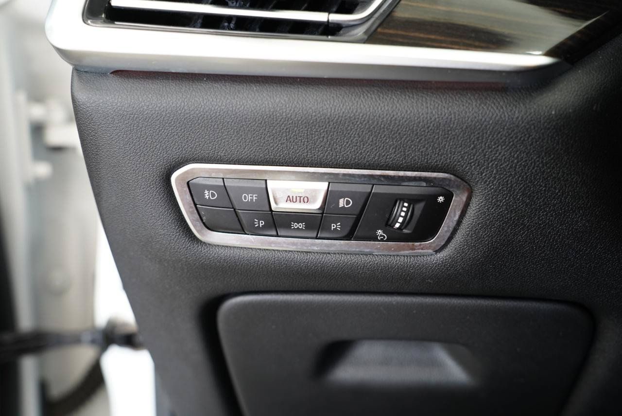 Used 2019 BMW X7 xDrive40i w/ Premium Package AWD/4WD image 29