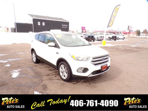 Used 2017 Ford Escape SE image 6