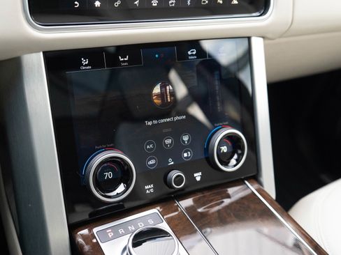 Used 2020 Land Rover Range Rover HSE image 21