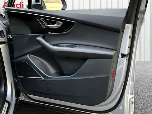 Used 2022 Audi Q7 3.0T Premium Plus w/ Premium Plus Package image 29