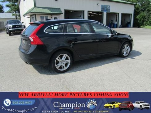 Used 2015 Volvo V60 T5 Premier FWD image 4