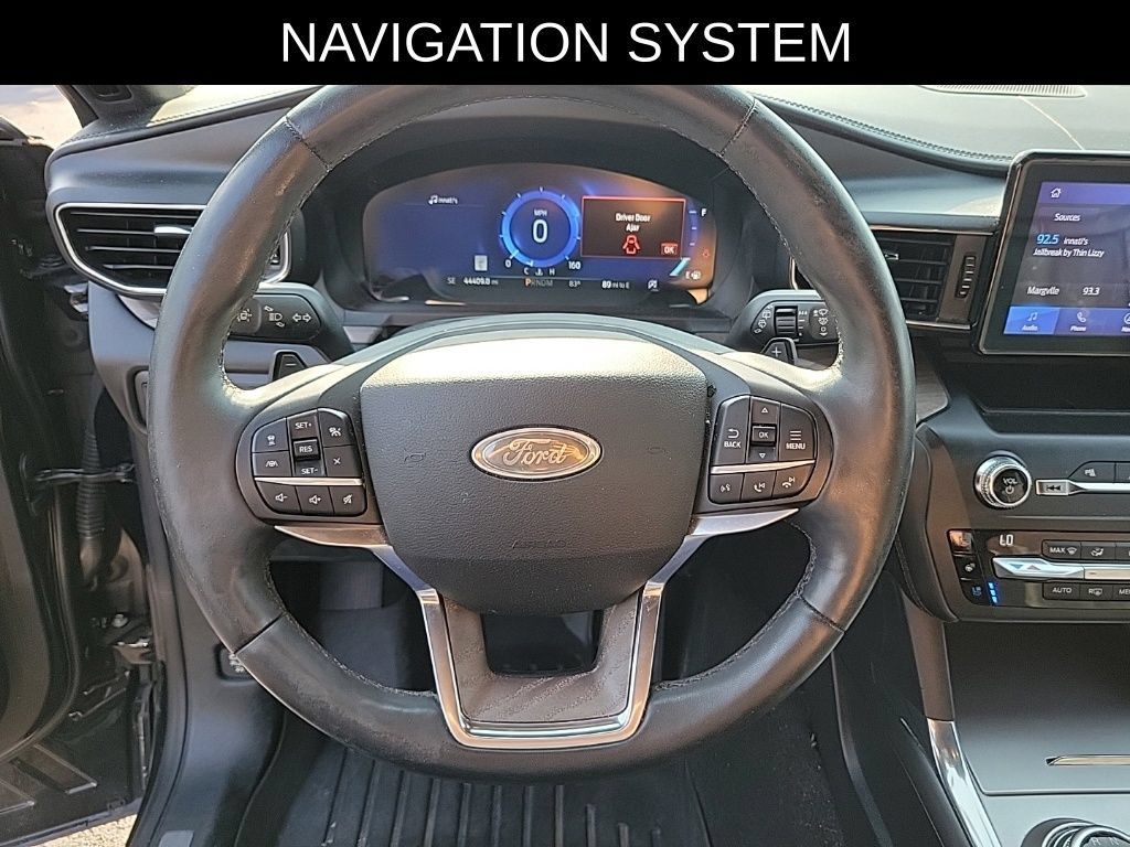 Used 2020 Ford Explorer Platinum AWD/4WD image 21