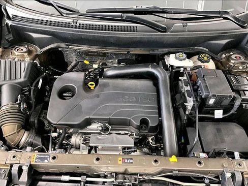 Used 2024 Chevrolet Equinox LT FWD image 11