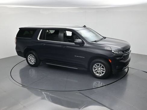 Used 2023 Chevrolet Suburban LT RWD image 45