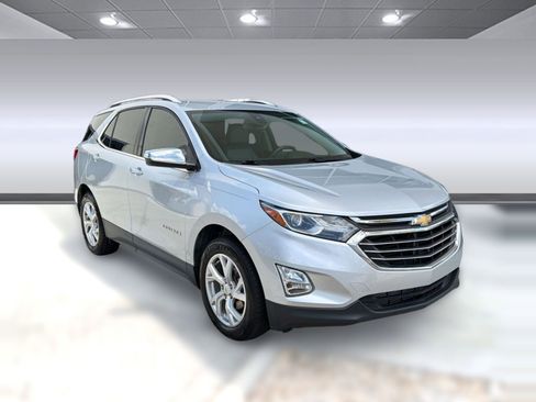 Used 2018 Chevrolet Equinox Premier FWD image 7