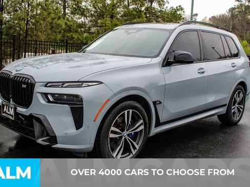 Used 2023 BMW X7 M60i w/ Premium Package image 3