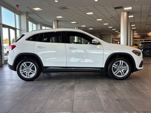 Used 2021 Mercedes-Benz GLA 250 image 2