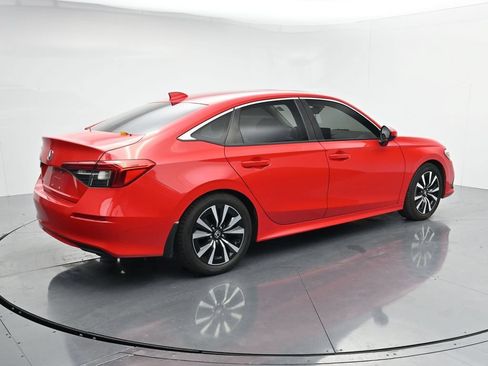 Used 2022 Honda Civic EX image 8