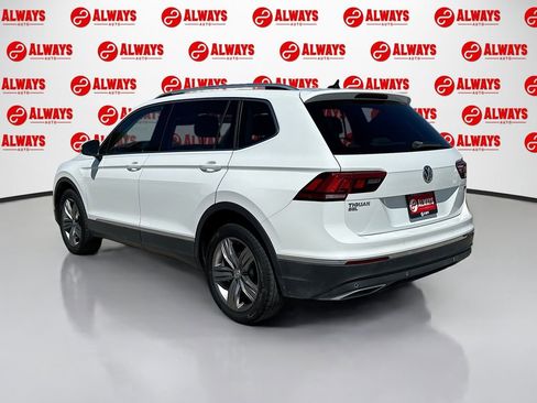 Used 2019 Volkswagen Tiguan SEL Premium w/ 3rd Row Seat Package image 8