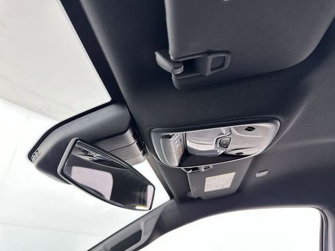 Used 2024 Chevrolet Colorado W/T image 19