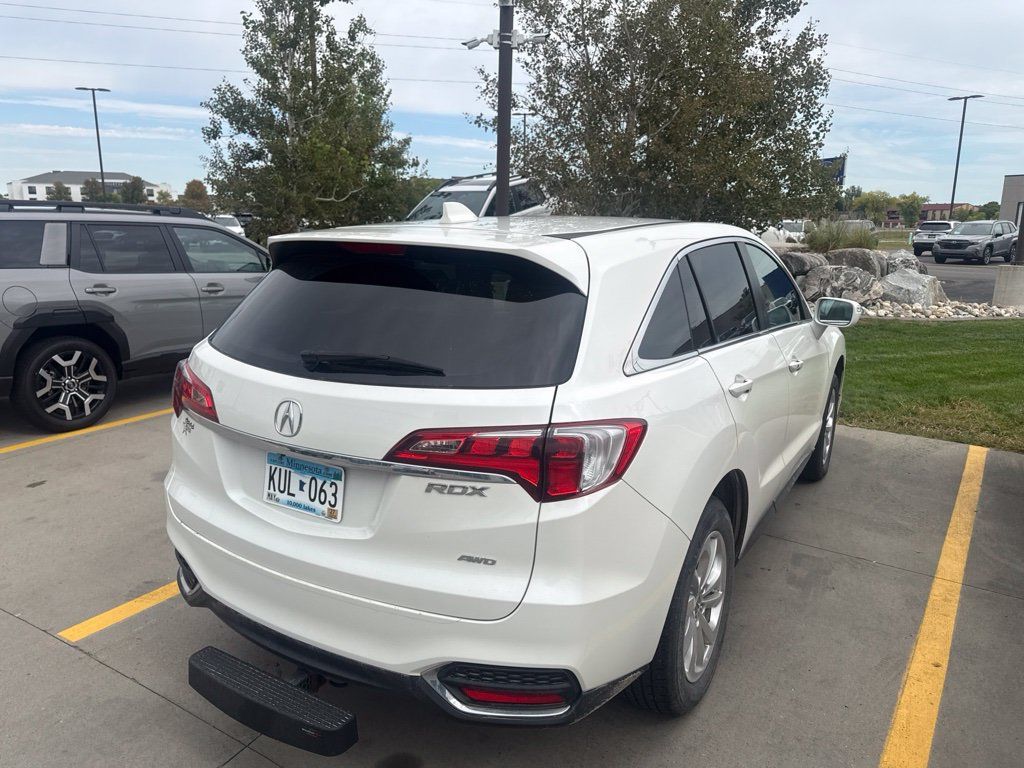 Used 2016 Acura RDX w/ Technology Package AWD/4WD image 6