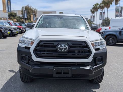 Used 2019 Toyota Tacoma SR image 11