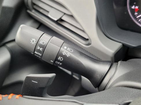 Certified 2025 Subaru Crosstrek 2.5i Limited w/ Crosstrek Mirror Package AWD/4WD image 32