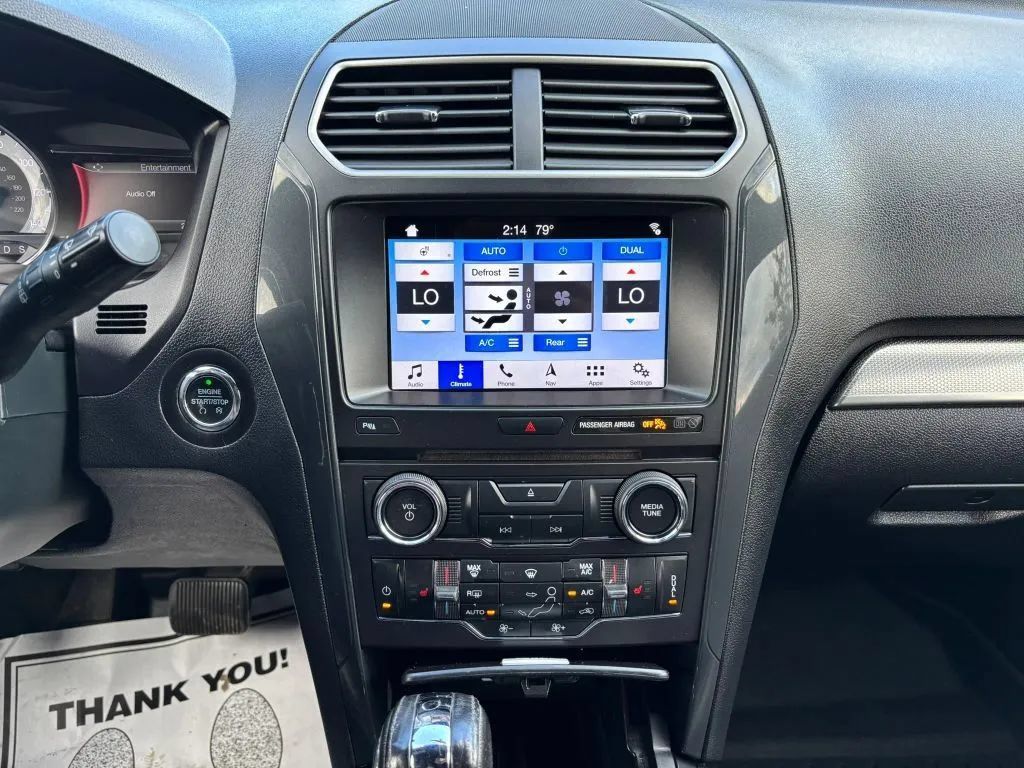 Used 2018 Ford Explorer XLT w/ Equipment Group 202A AWD/4WD image 24
