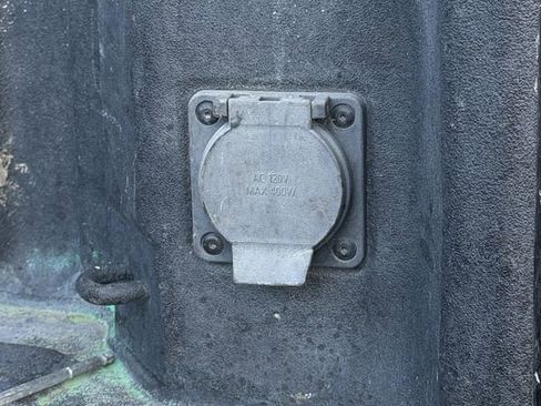 Certified 2024 Chevrolet Silverado 2500 Custom w/ Custom Value Package image 26