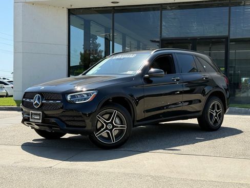 Used 2022 Mercedes-Benz GLC 300 image 2