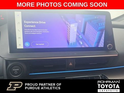 Used 2024 Toyota Prius XLE AWD/4WD image 8