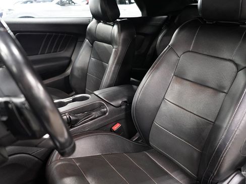 Used 2019 Ford Mustang Premium RWD image 12