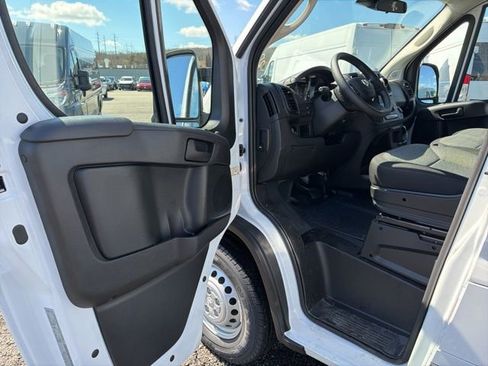 New 2026 RAM ProMaster 2500 image 9