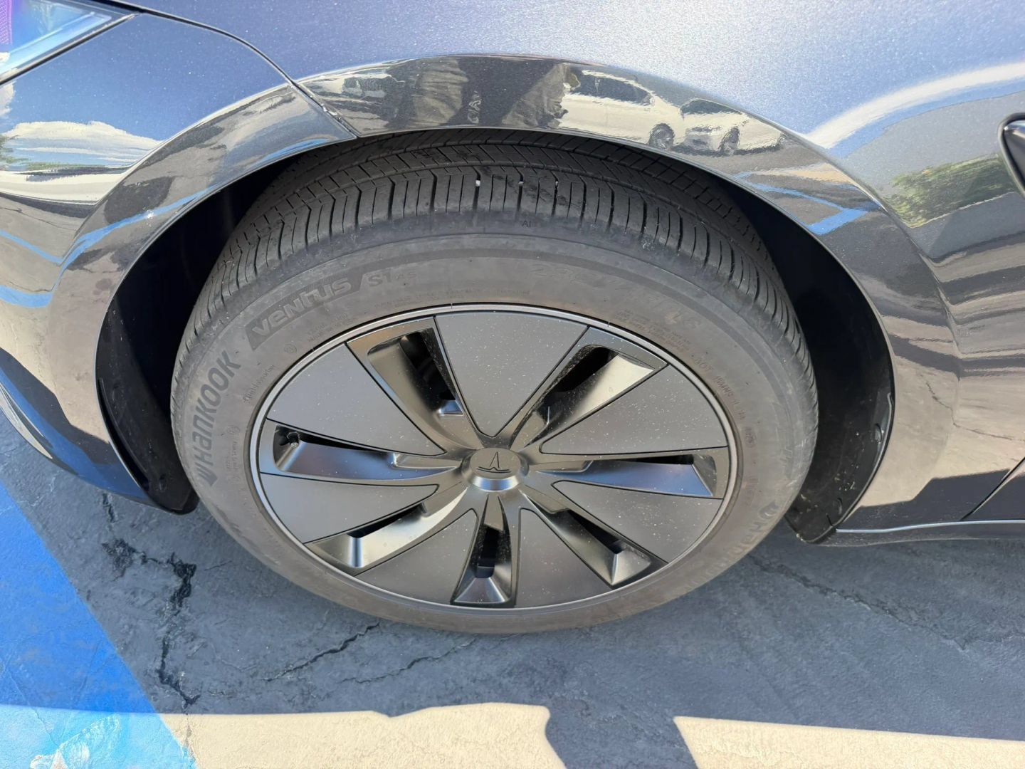 Used 2025 Tesla Model 3 Long Range RWD image 33