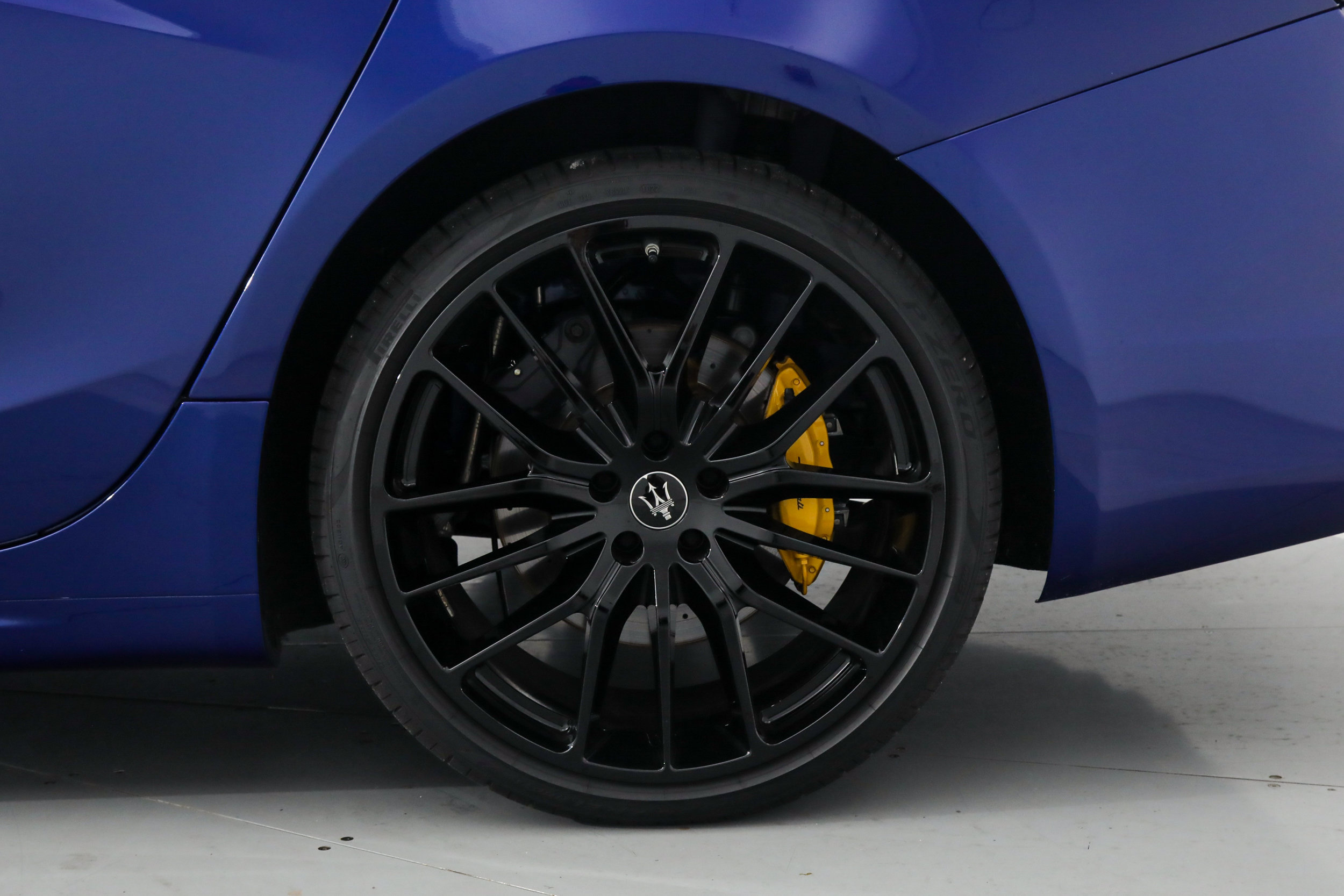 Certified 2023 Maserati Ghibli Modena RWD image 21