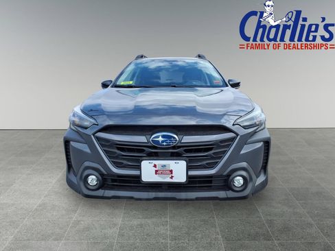 Certified 2025 Subaru Outback Premium AWD/4WD image 2