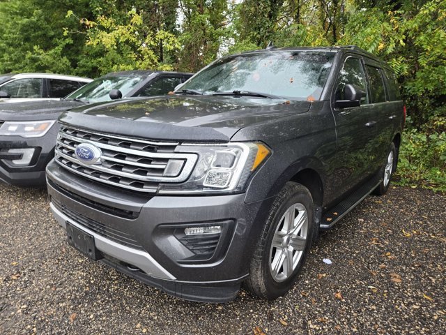 Used 2020 Ford Expedition XLT w/ Equipment Group 202A AWD/4WD image 2