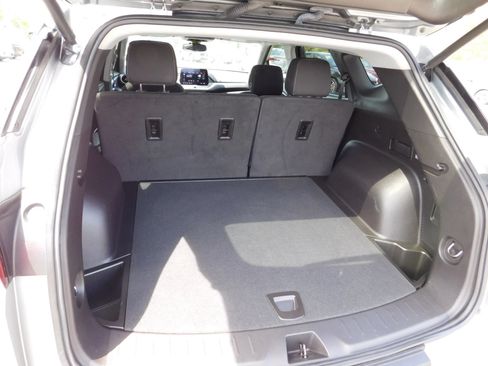 Used 2024 Chevrolet Blazer LT w/ Convenience Package FWD image 5