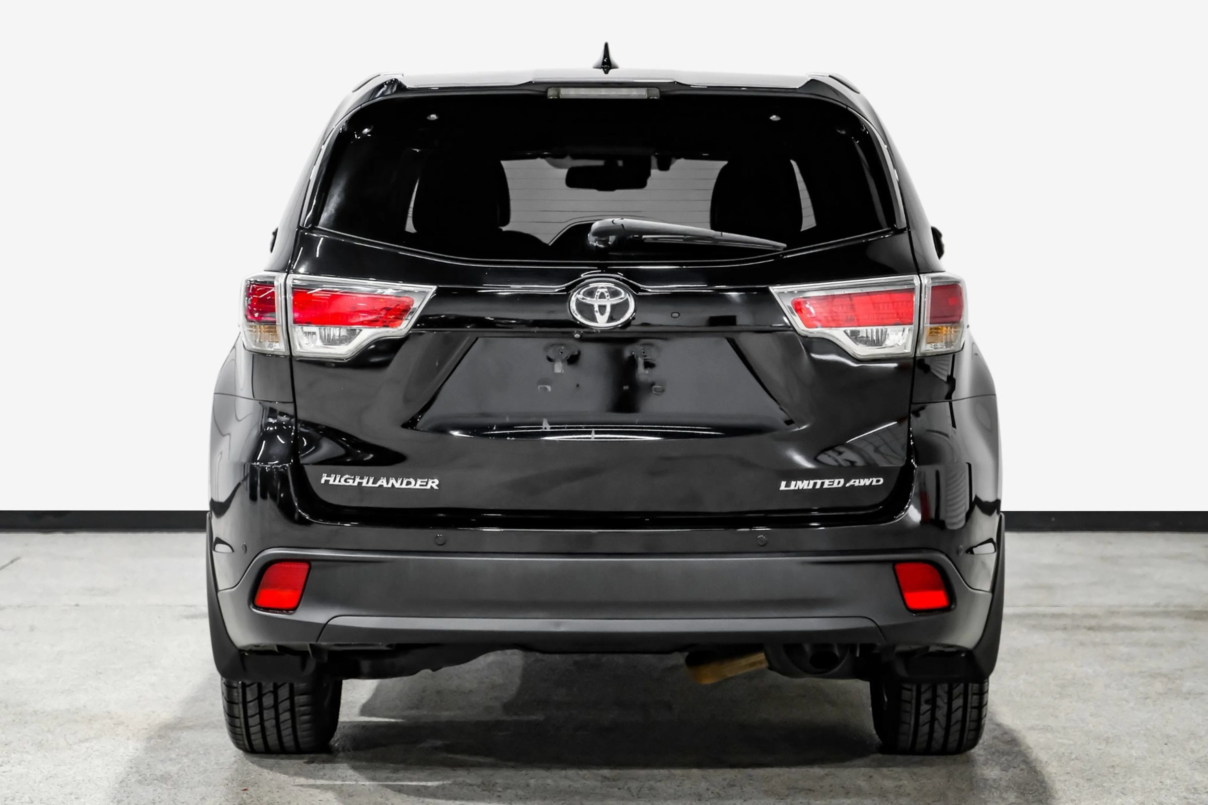 Used 2016 Toyota Highlander Limited Platinum AWD/4WD image 7