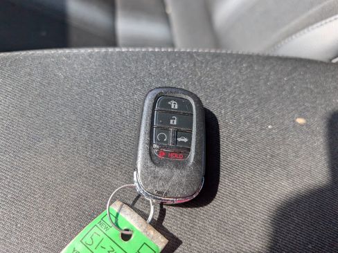 Used 2022 Honda Civic Sport image 24