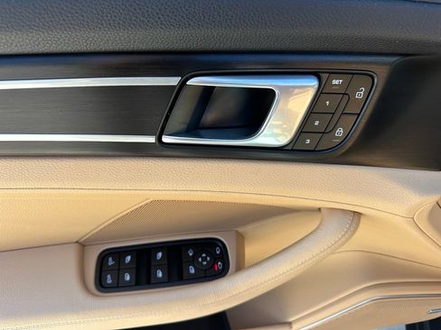 Certified 2023 Porsche Panamera RWD image 17