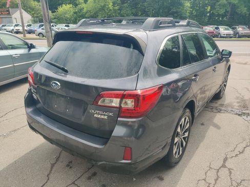 Used 2015 Subaru Outback 2.5i Limited AWD/4WD image 6