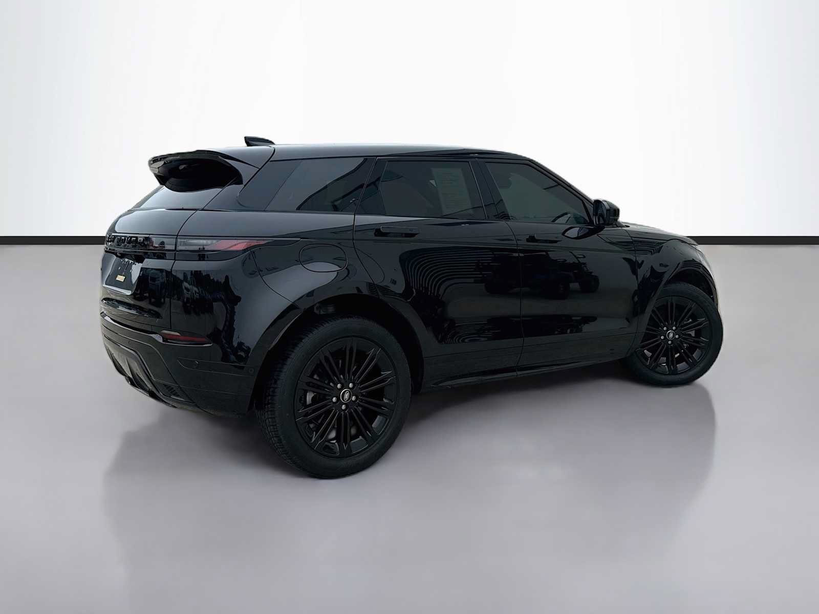 Certified 2025 Land Rover Range Rover Evoque Dynamic SE AWD/4WD image 3