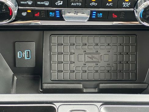 Used 2024 Ford F150 Platinum image 24